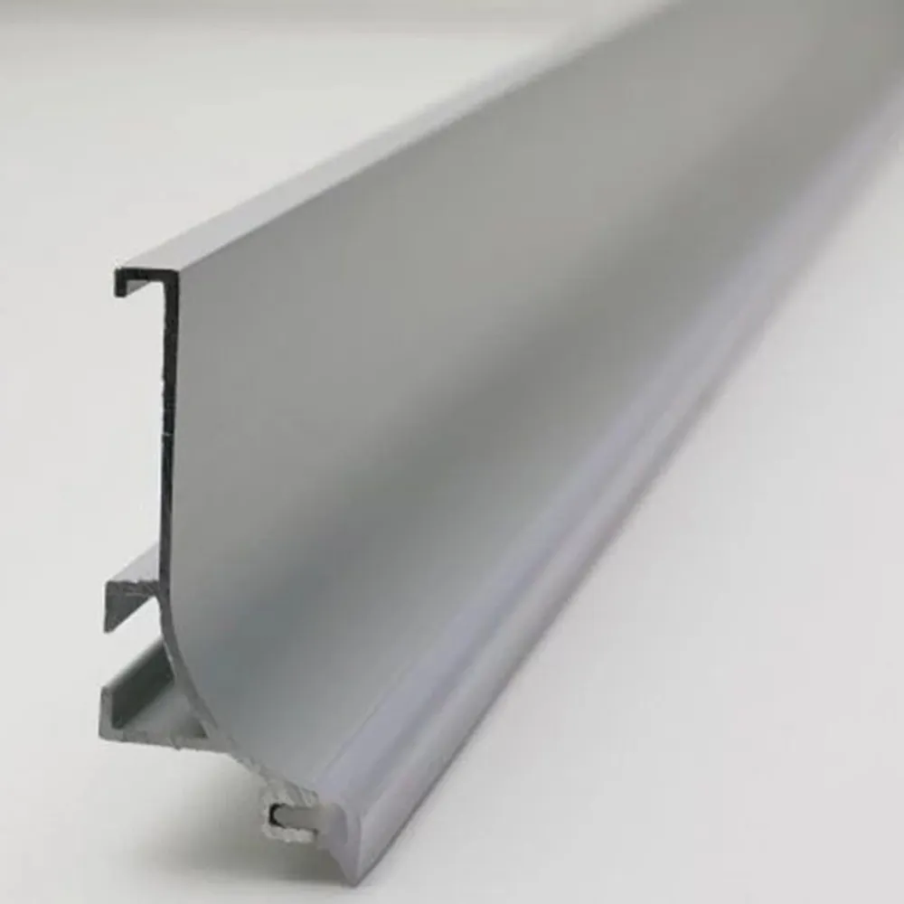 Aluminium-Schiebefensterprofil mit einer Nut ...